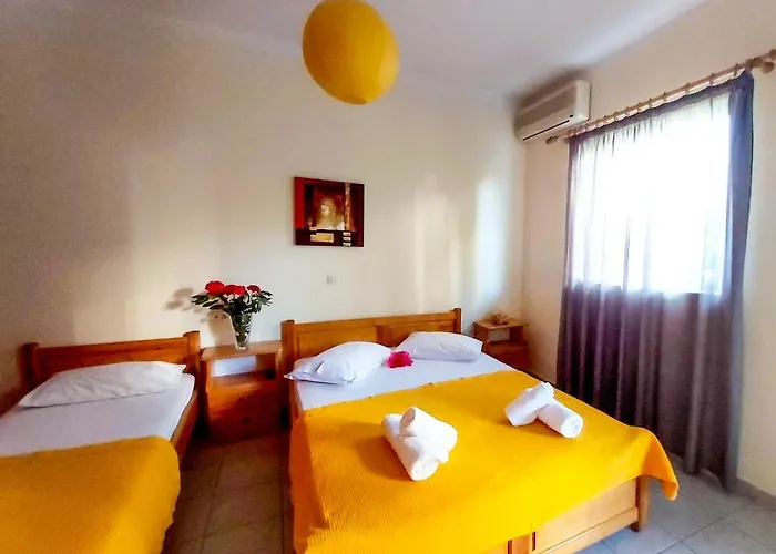Eleni's Appartement *